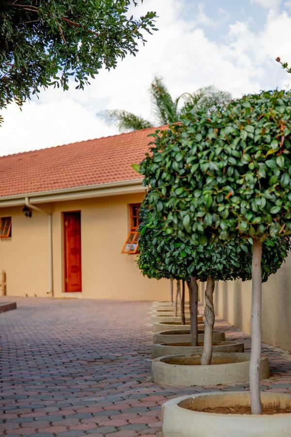 Tambati Overnight And Conference Center Polokwane Exterior photo